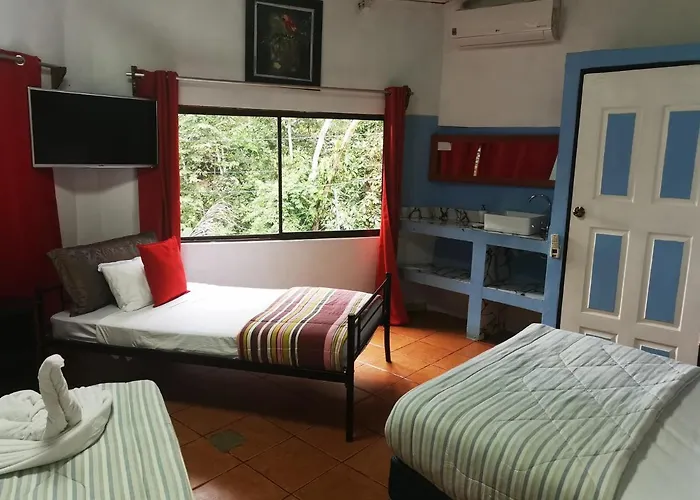 Hotel Cafe Del Mar, En Valle Pura Vida